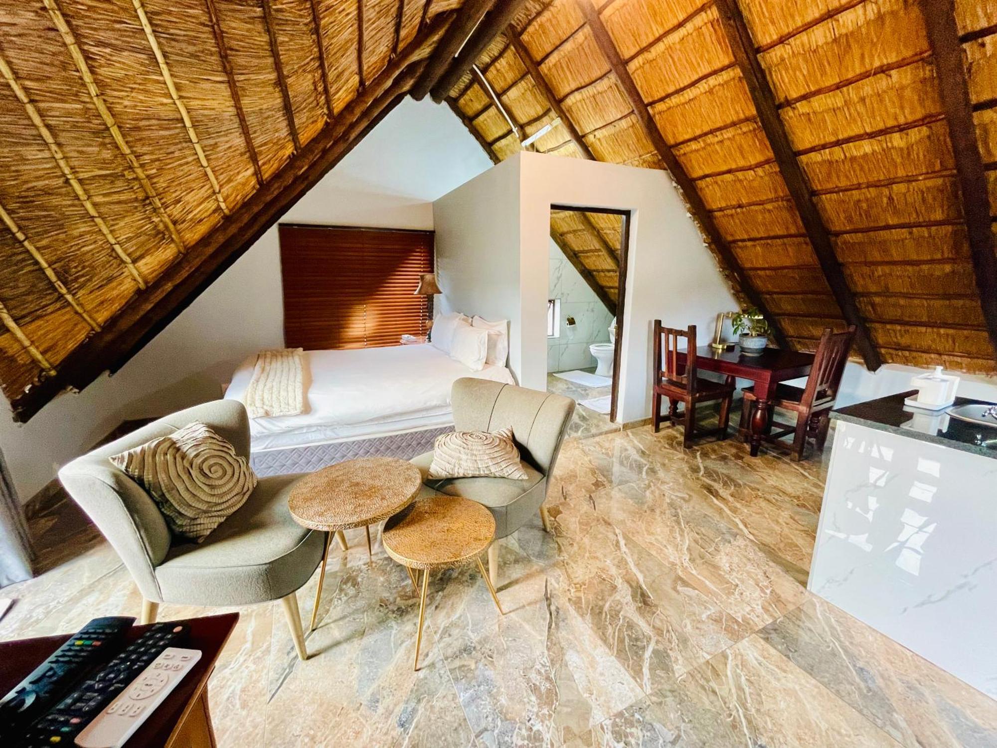 Pretoria Mansion Boutique Hotel Coral Tree Extérieur photo